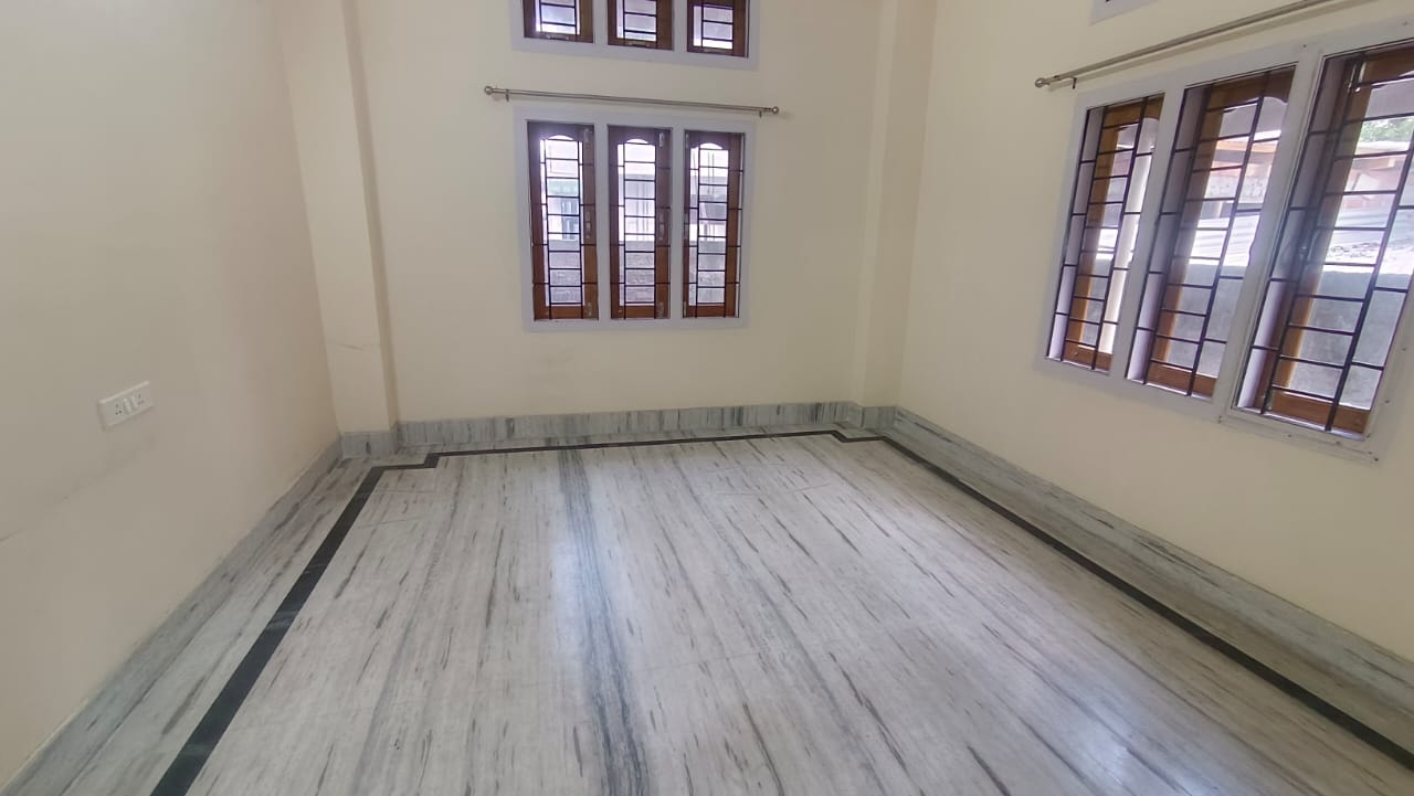 Unfurnished 2bhk in Punjabari for Rent